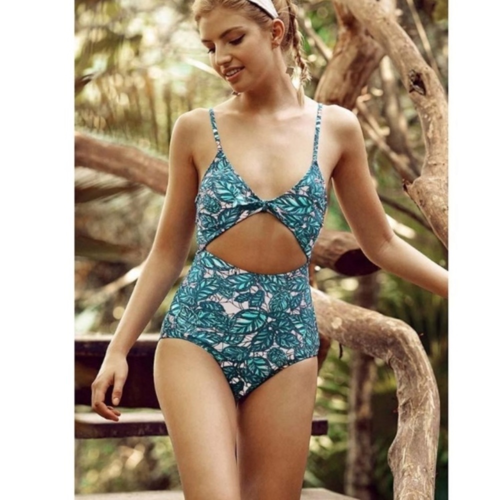Cupshe Cutout Swimsuit